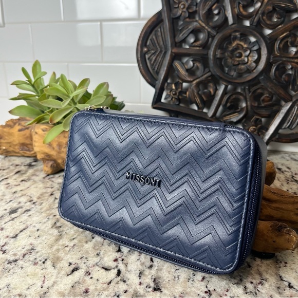 Missoni x Delta Travel Case - Picture 1 of 9